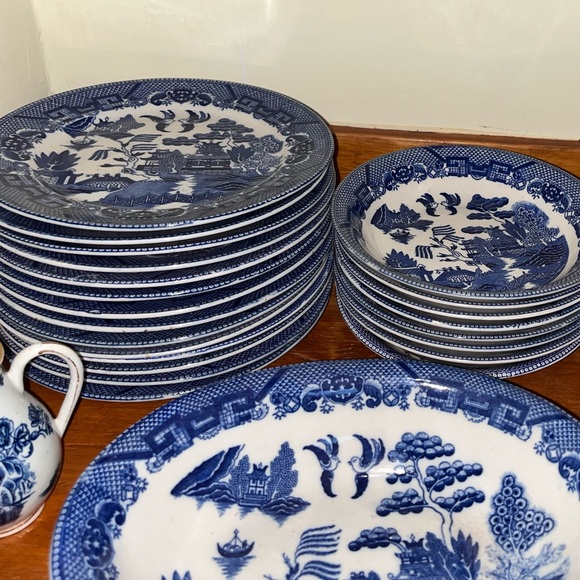 Vintage Blue Dish Set of 93 Pieces from Japan porcelain Tea-Dishes Sources Large - Picture 2 of 11